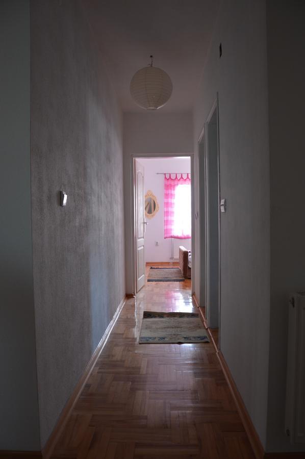 Poseidon Apartment Nis Exterior foto